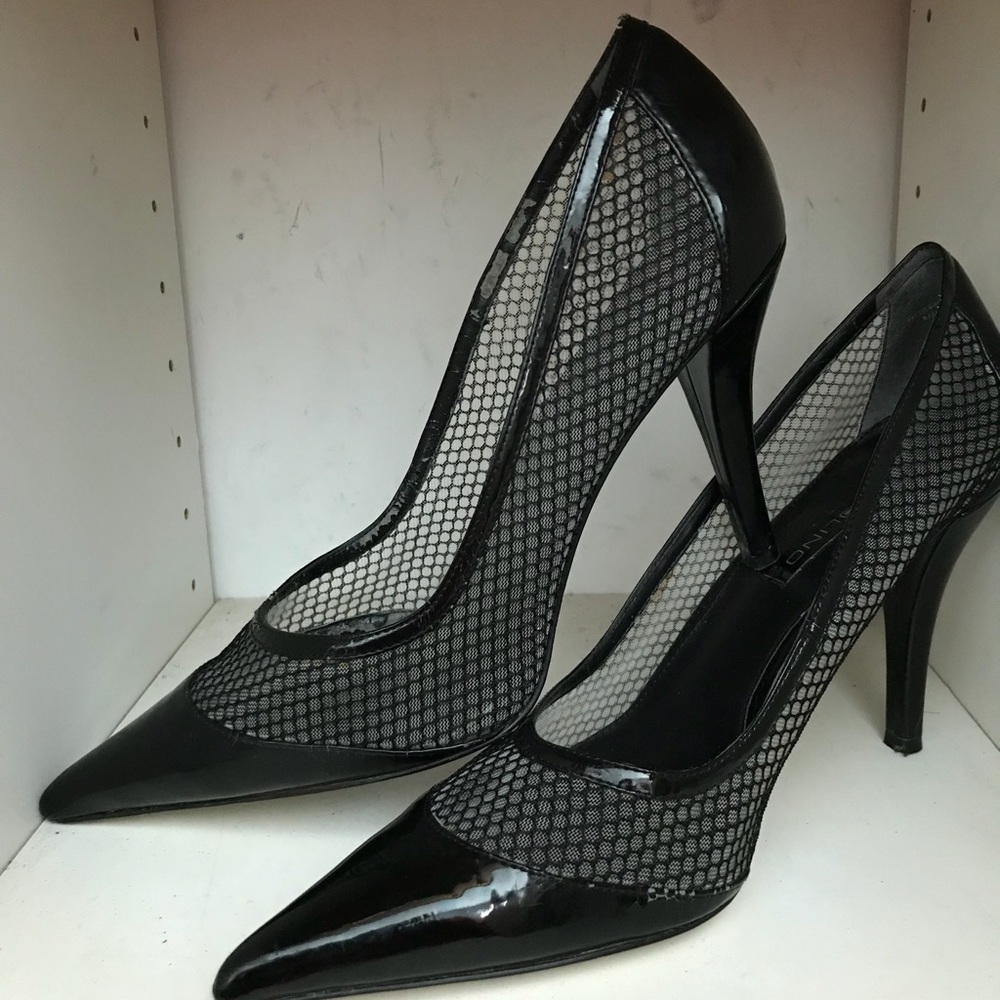 Women’s shoes